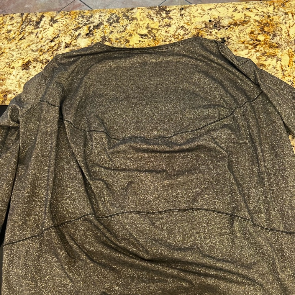 Lululemon black/gold tunic size 14
